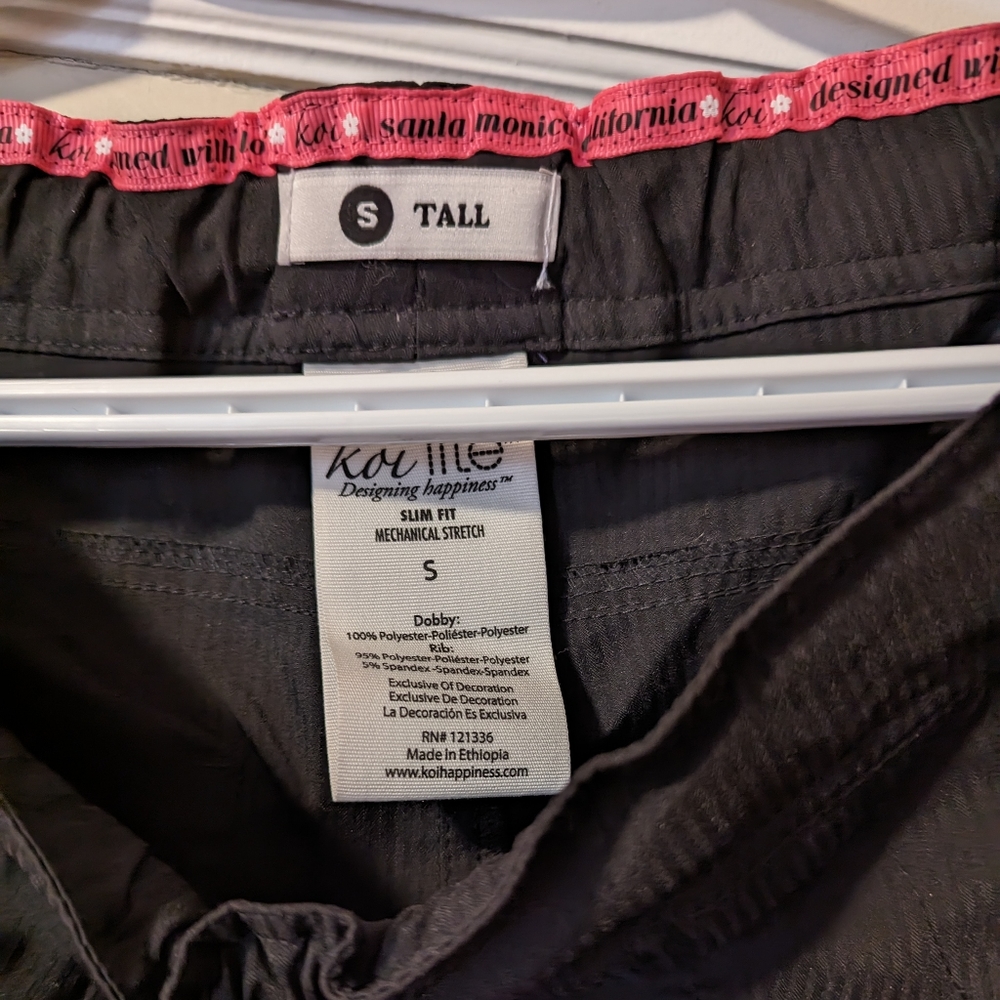 Koi lite scrub pants